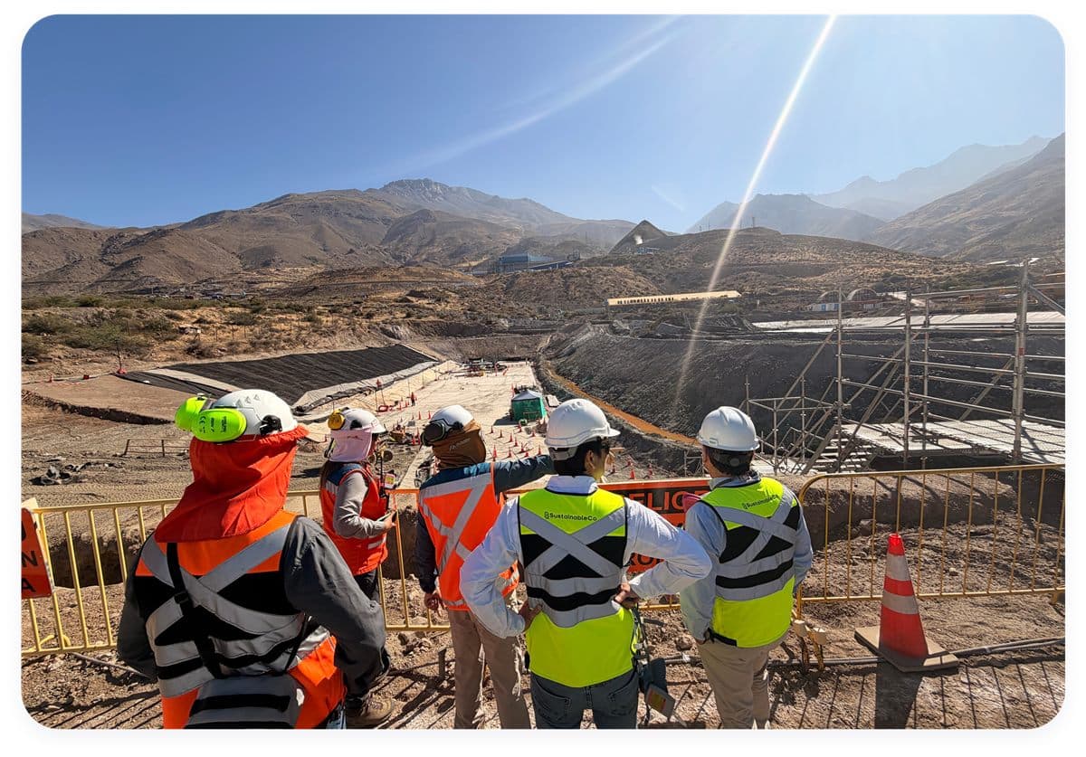 Equipo de Smart Asset en terreno